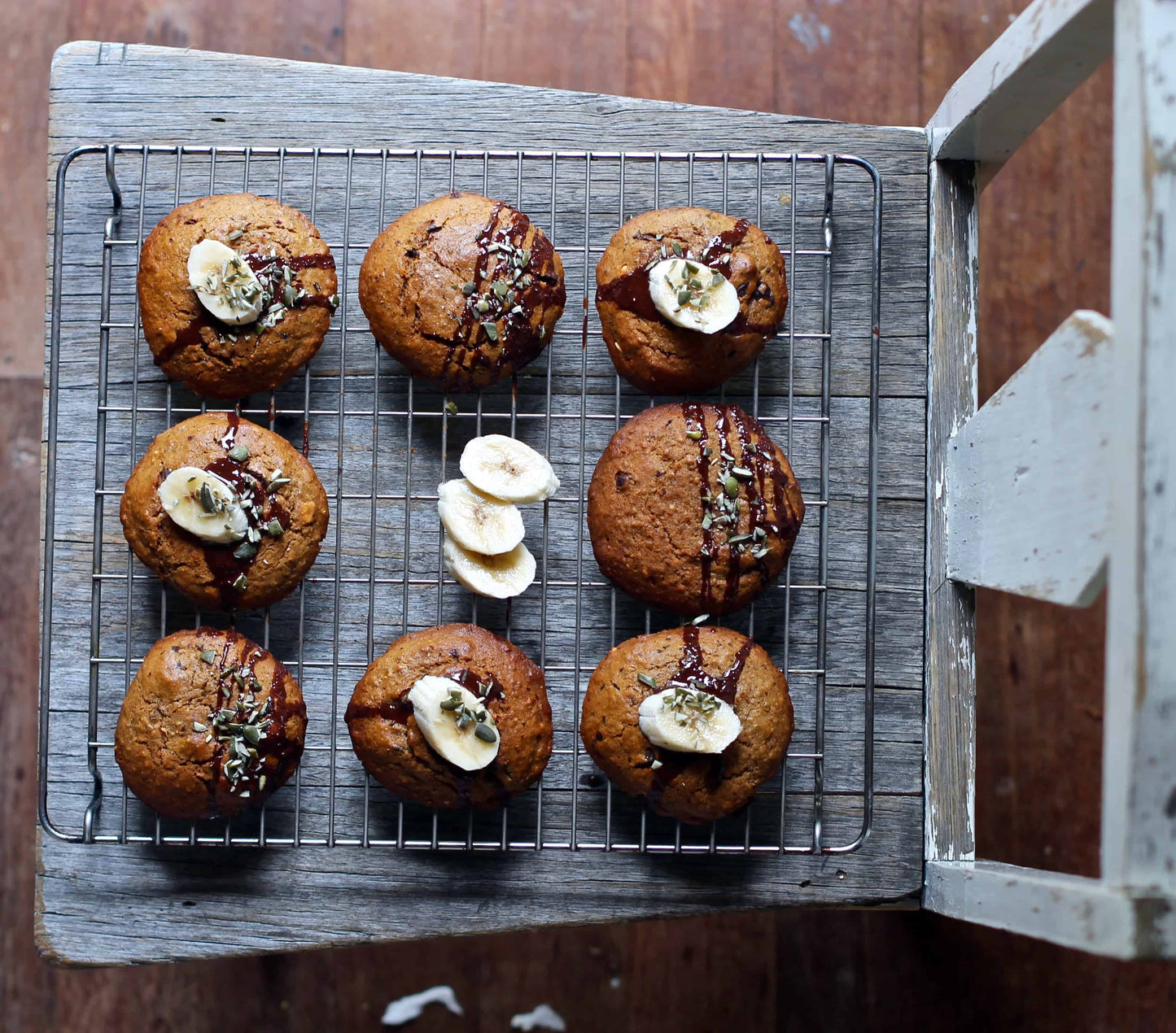 Peanut butter, cacao and molasses cookies